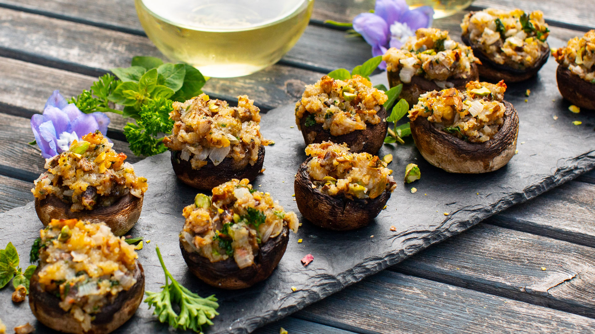 Champiñones Rellenos De Pistache